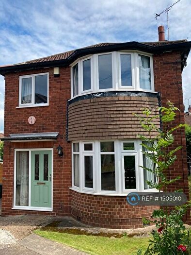 3 Bedroom Detached House To Rent In Primrose Grove, Leeds, LS15