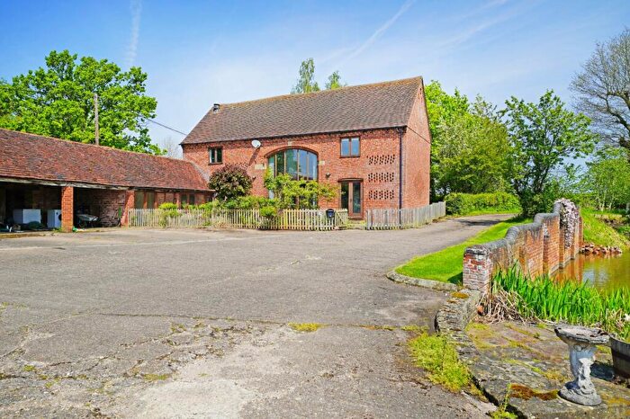 4 Bedroom Detached House To Rent In Kenilworth Road, Knowle, Solihull, West Midlands, B93