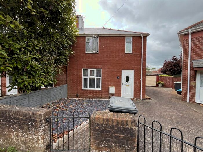 3 Bedroom Terraced House To Rent In Merrivale Road, St Thomas, Exeter, EX4