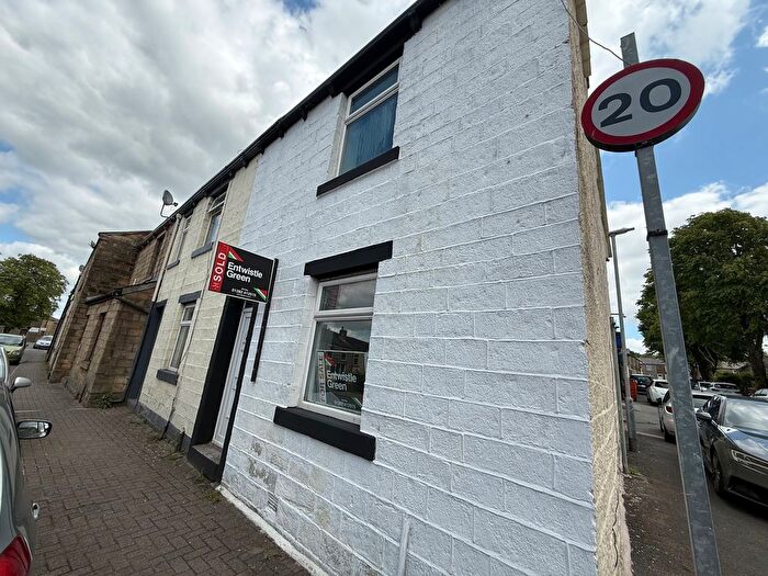 2 Bedroom Property To Rent In Burnley Road, Nelson, BB9