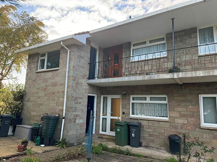 1 Bedroom Flat For Sale In Fairmead Close, Lake, Sandown, Isle Of Wight, PO36