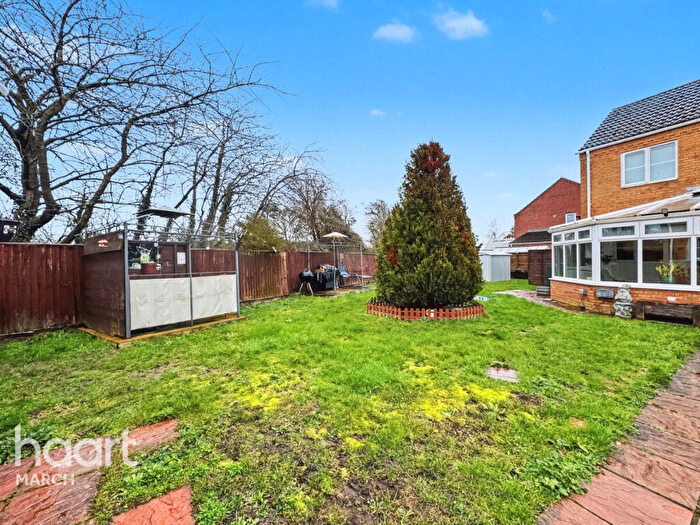 4 Bedroom Detached House For Sale In Charlemont Drive, Manea, PE15