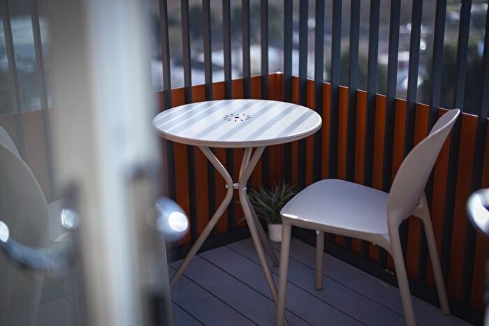 Studio For Sale In Edgware Road, Hendon, NW9