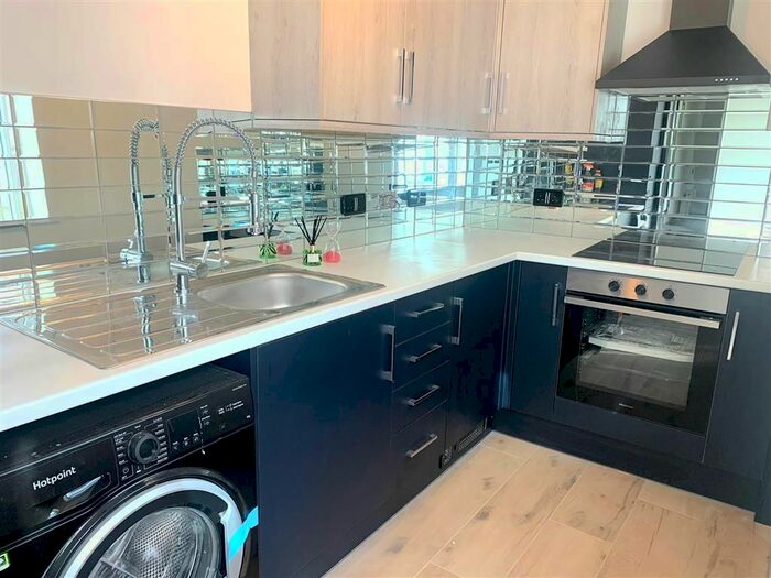 3 Bedroom Property To Rent In High Spannia, Kimberley, Nottingham, NG16