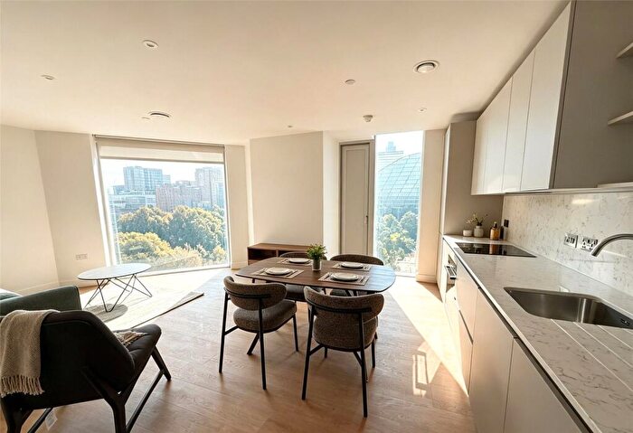 2 Bedroom Apartment To Rent In Crown View, Dantzic Street, Manchester, Greater Manchester, M4