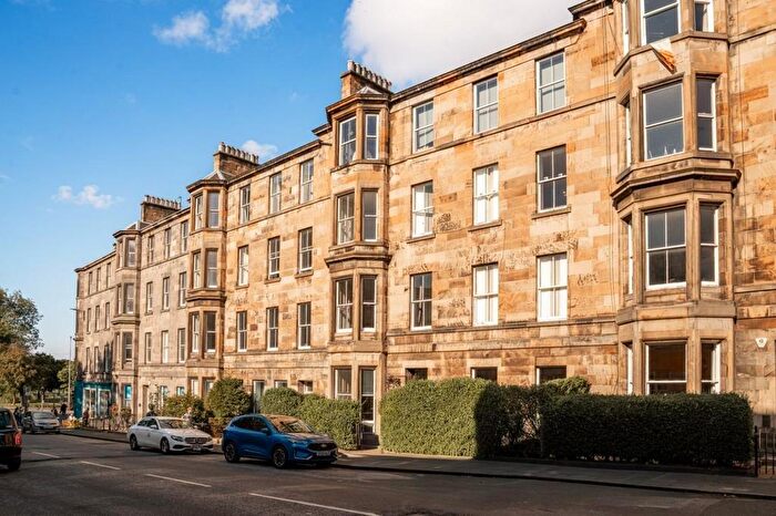 4 Bedroom Flat To Rent In Hope Park Terrace, Edinburgh, EH8