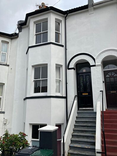4 Bedroom Terraced House To Rent In Brading Road, Brighton, BN2