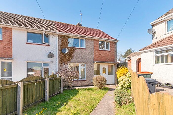 3 Bedroom Semi-Detached House For Sale In Itchen Close, Bettws, NP20