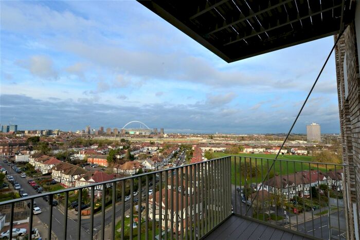 2 Bedroom Flat To Rent In Grand Union, London, HA0