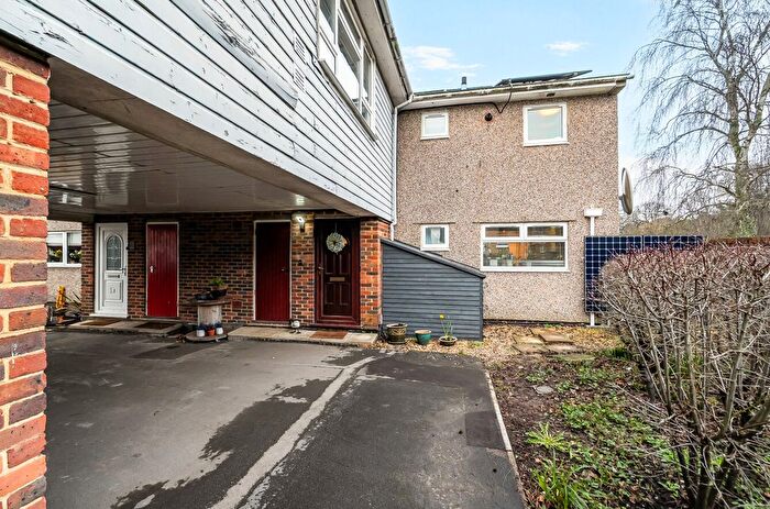 3 Bedroom End Terrace House For Sale In Aysgarth, Bracknell, Berkshire, RG12
