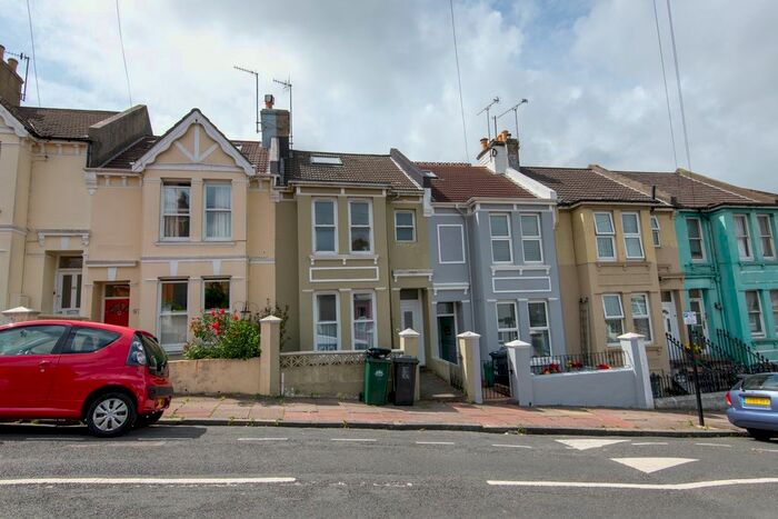 6 Bedroom Terraced House To Rent In Brading Road, Brighton, BN2