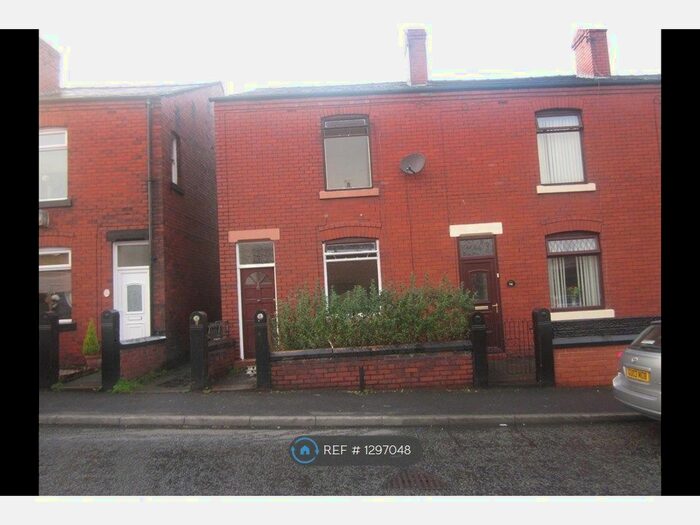 3 Bedroom End Of Terrace House To Rent In City Road, Wigan WN5