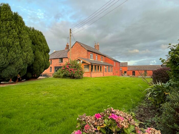 5 Bedroom Detached House For Sale In English Frankton, Ellesmere, Shropshire, SY12