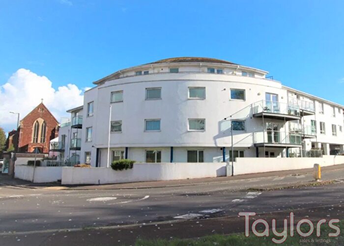 2 Bedroom Flat For Sale In Tor Sands, Paignton, TQ4