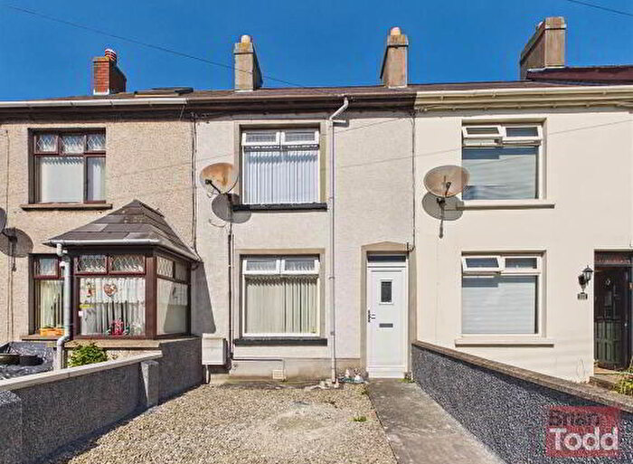 3 Bedroom TownHouse For Sale In Upper Waterloo Road, Larne, BT40