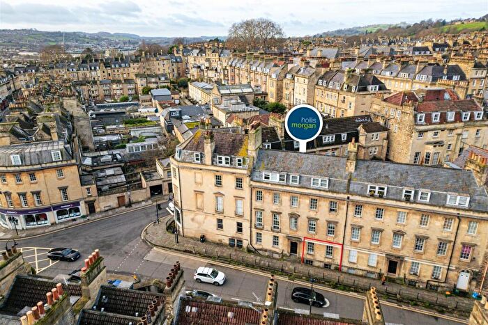 2 Bedroom Flat For Sale In Maisonette | Basic Updating |, BA1