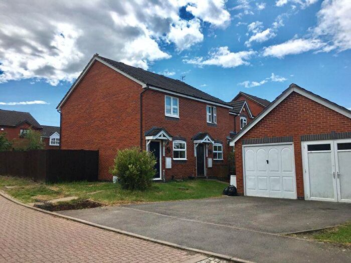 2 Bedroom Terraced House To Rent In Sparrow Way, Oxford, OX4