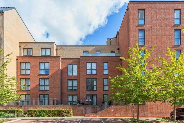 2 Bedroom Flat To Rent In Brannigan Way Edgware, HA8