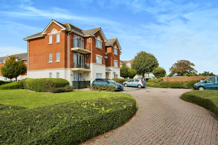 2 Bedroom Apartment To Rent In Malborough Court, Gosport, PO12