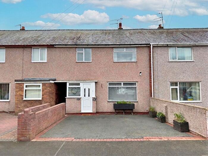 3 Bedroom Terraced House For Sale In Heol Afon, St. Asaph, LL17