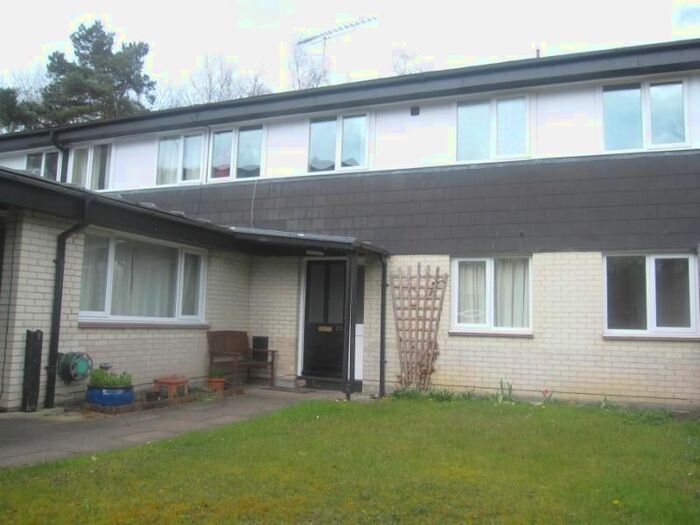 3 Bedroom Terraced House To Rent In Epsom Close, Camberley, GU15