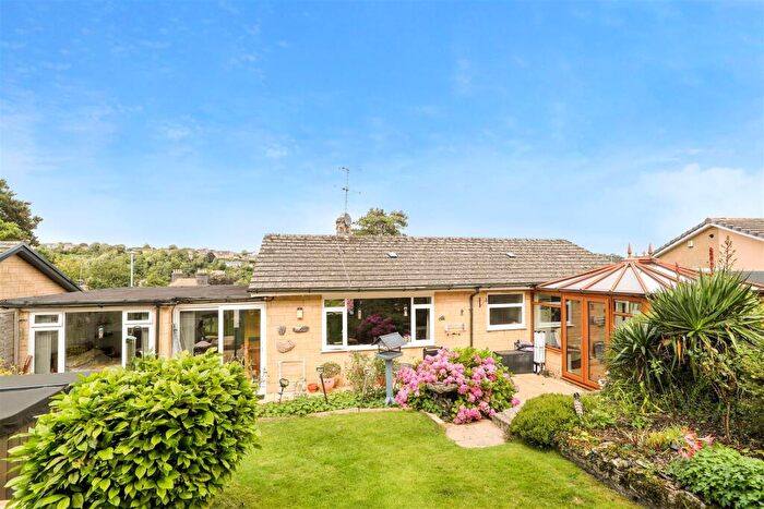 3 Bedroom Bungalow For Sale In Homefield, Shortwood, Nailsworth, GL6