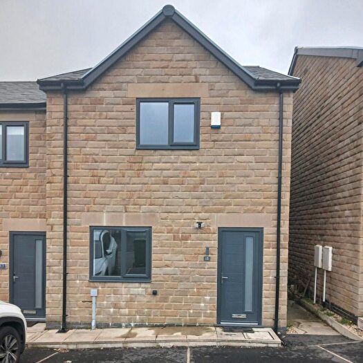 3 Bedroom End Of Terrace House To Rent In Spring Vale Mews, Rossendale (District Of), Lancashire, OL13