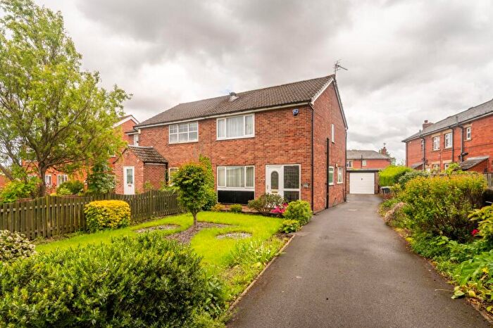 3 Bedroom Semi-Detached House For Sale In Whitehall Road, Drighlington, BD11