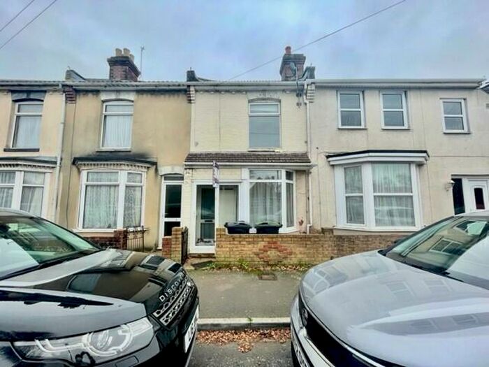 2 Bedroom House To Rent In Felix Road, Gosport, PO12