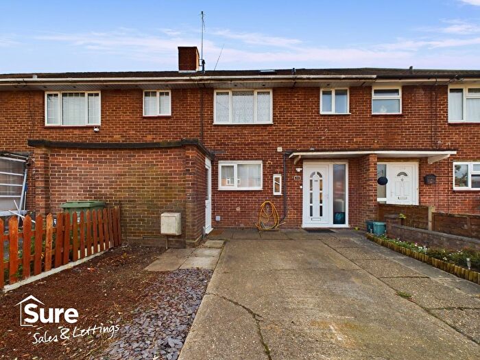 1 Bedroom Studio To Rent In Windmill Road, Hemel Hempstead, Hertfordshire, HP2