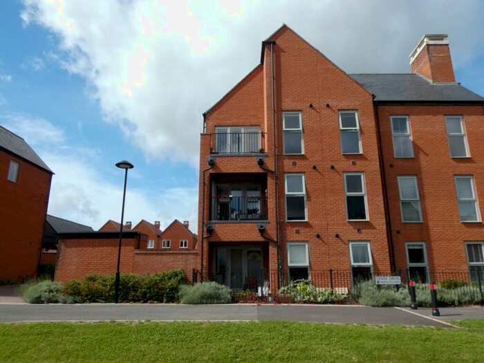 2 Bedroom Flat To Rent In Farlyngton House Venta Drive, Winchester, Hampshire, SO22