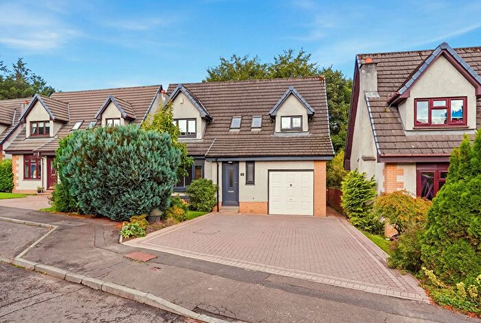 4 Bedroom Detached House For Sale In Glenfield, Livingston, EH54