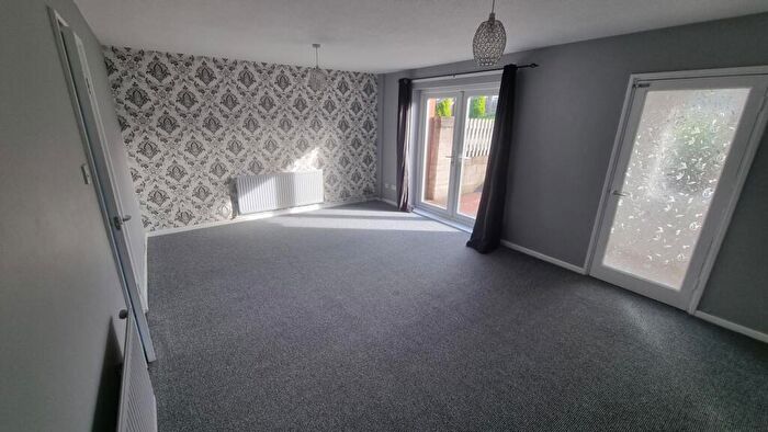 2 Bedroom House To Rent In Tarnock Avenue, Bristol, BS14