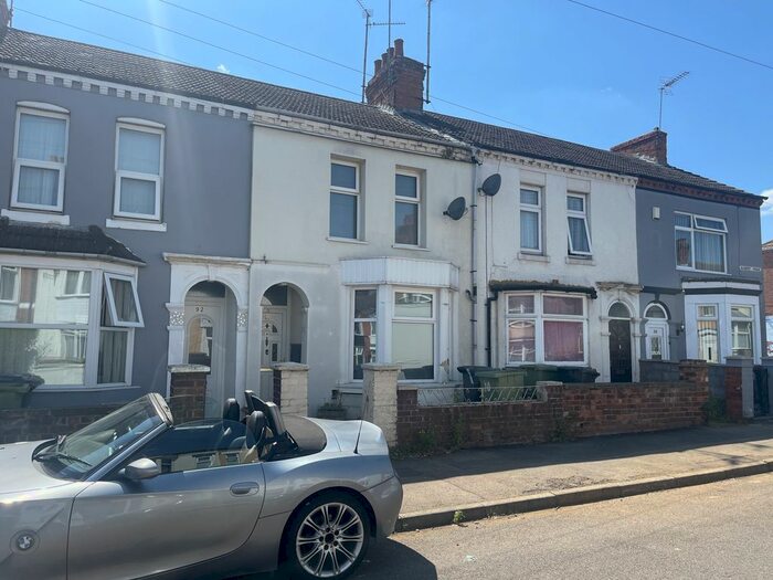 3 Bedroom Terraced House To Rent In Albert Road, Wellingborough, NN8