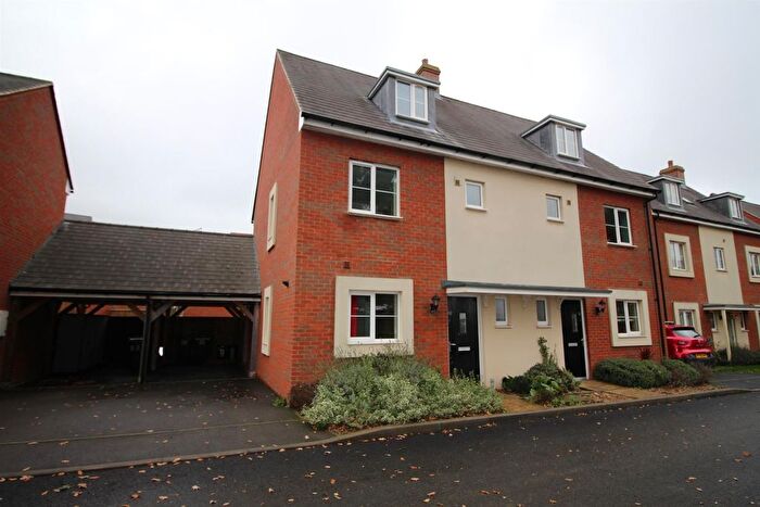 4 Bedroom Property To Rent In Sir Bernard Paget Avenue, Ashford, TN23