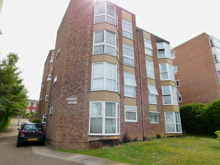 1 Bedroom Flat To Rent In Hobart House, Surbiton, KT6
