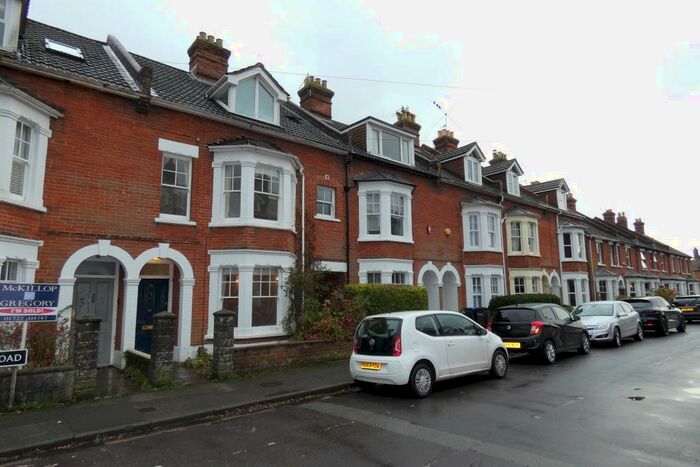 5 Bedroom Terraced House To Rent In Rectory Road, Salisbury, SP2