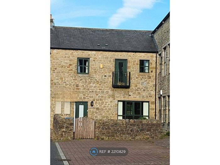 4 Bedroom Terraced House To Rent In Kings Mill Cottages, Settle, BD24