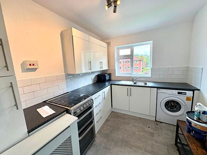 2 Bedroom Flat To Rent In Upper Chorlton Road, Manchester, M16
