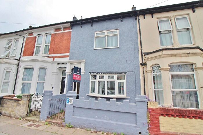 3 Bedroom Terraced House For Sale In Ernest Road, Fratton, PO1