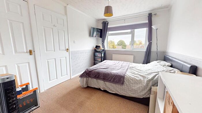 2 Bedroom Terraced House For Sale In Cowley Road, Headlands, NN11