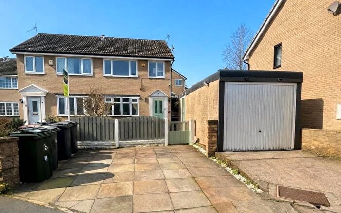3 Bedroom Semi Detached House For Sale In Ashfield Road, Thackley, Bradford, BD10