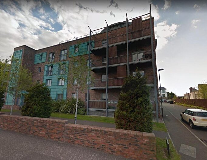 2 Bedroom Flat To Rent In Telford Grove, Crewe Toll, Edinburgh, EH4