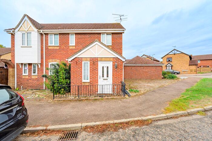 4 Bedroom Detached House For Sale In Coopers Way, Barham, IP6