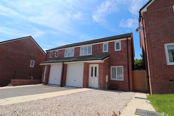 3 Bedroom Semi-Detached House For Sale In Lane, Newquay, TR8