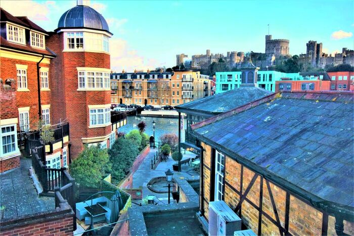 2 Bedroom Flat To Rent In King Stable Street, Eton, Windsor, SL4