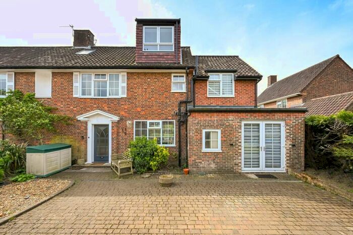 4 Bedroom Semi-Detached House To Rent In Wonford Close, Coombe, Kingston Upon Thames, KT2