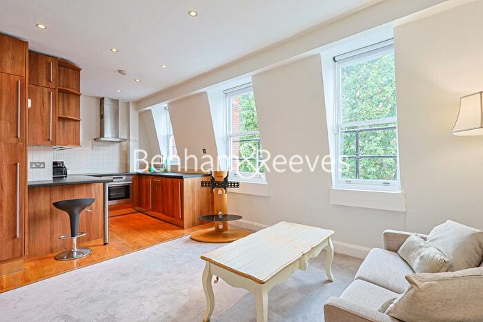 2 Bedroom Flat To Rent In Egerton Gardens, Knightsbridge, SW3
