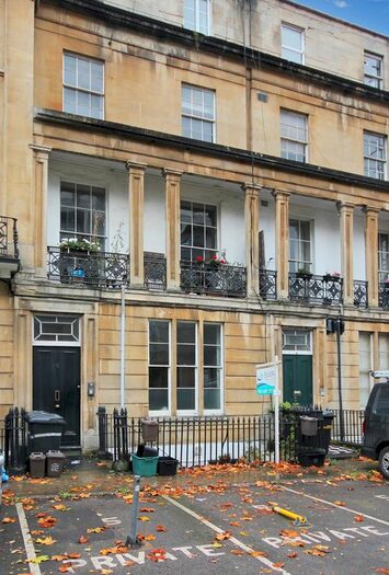 1 Bedroom Flat To Rent In Buckingham Place (First Floor Flat), Bristol, South Gloucestershire, BS8