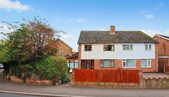 3 Bedroom Semi Detached House For Sale In River View, Hereford, HR2